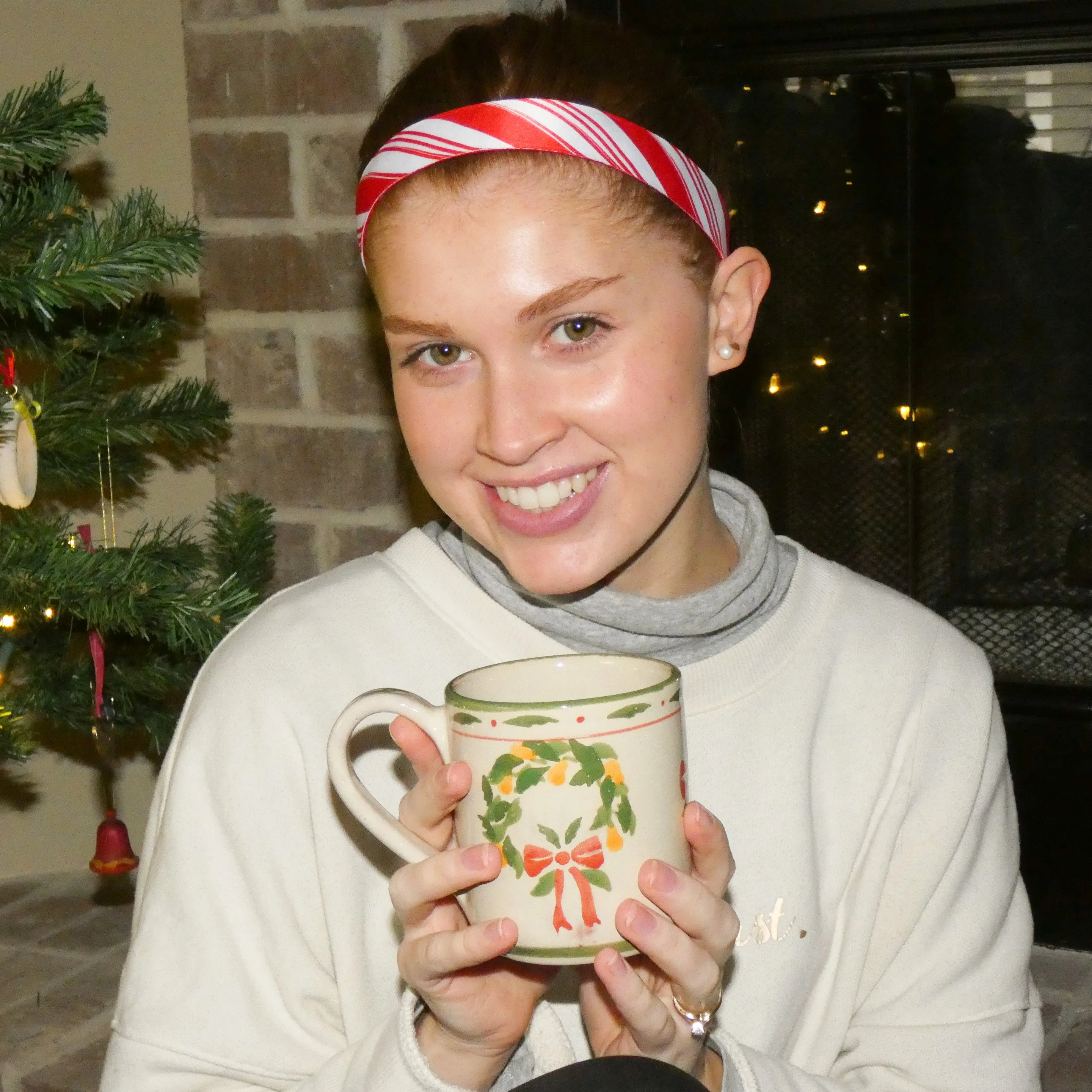 Petite | Holiday | Peppermint Swirl | Red, White | 1 Inch